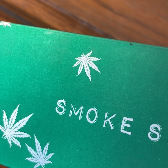 Melt cosmetics smoke sessions palette eyeshadow green gold stoner hippie - Picture 4 of 9